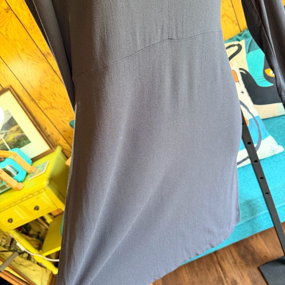American Vintage Simple Modest Long Sleeve Black Dress - Picture 4 of 10